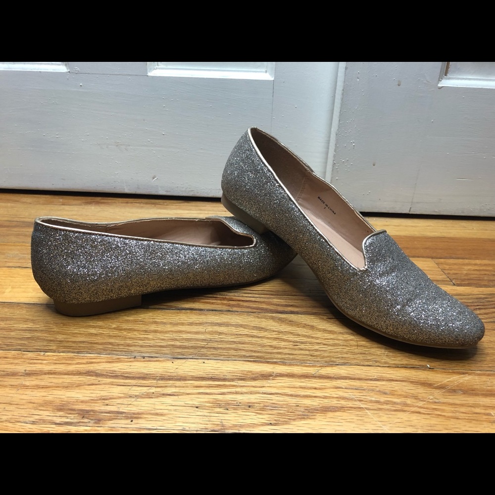 Gold sparkle flats